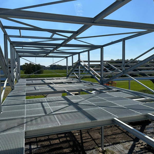 Helemaal opgeladen gaan we er weer volop tegenaan!