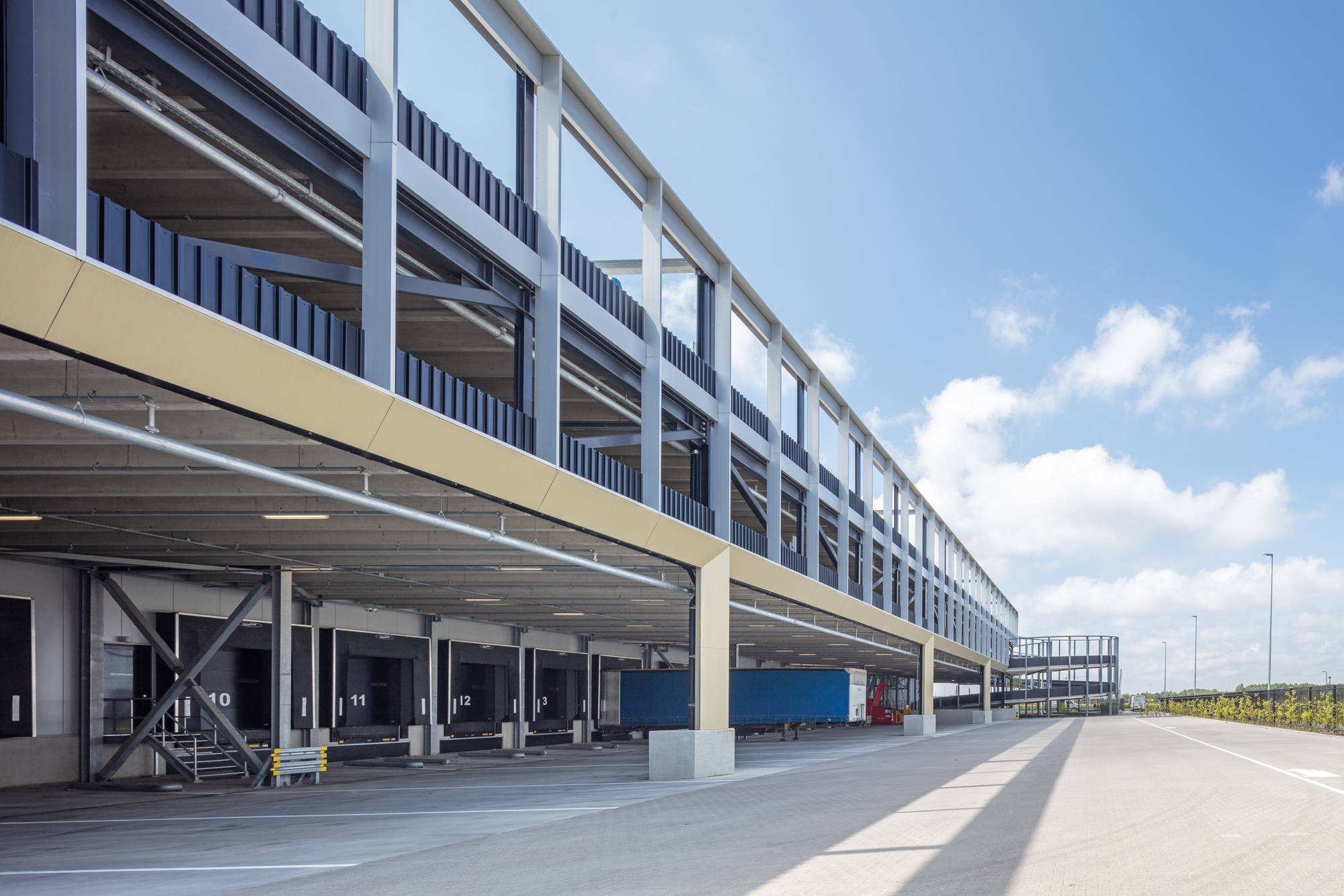Distributiecentrum op Schiphol Trade Park