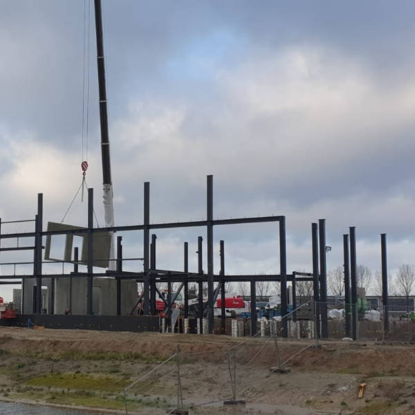 Distributiecentrum ​op het Schiphol Tradepark in Hoofddorp