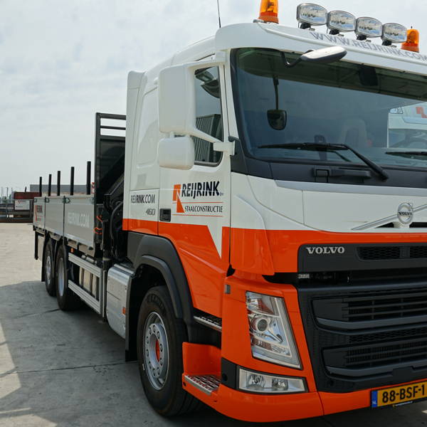 We zijn weer een stapje groener...onze kraan-/bakwagen is vervangen!