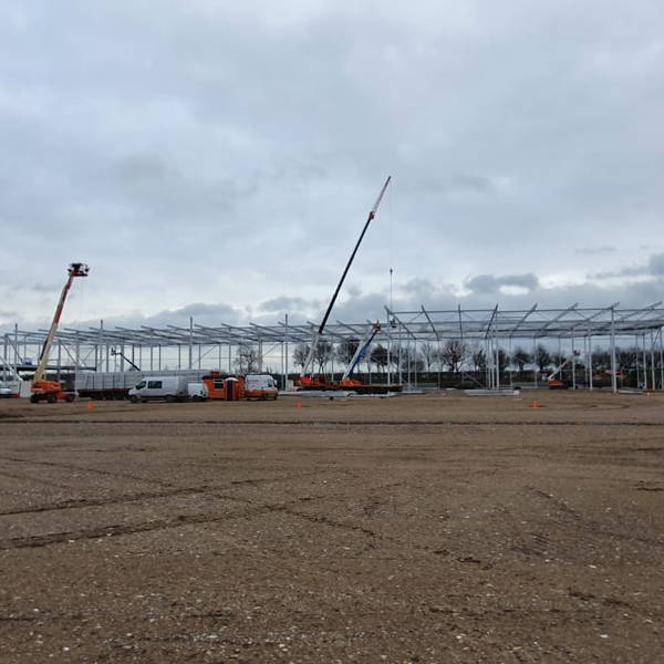 Ruim 3 miljoen kg staal voor het nieuwe XXL distributiecentrum!