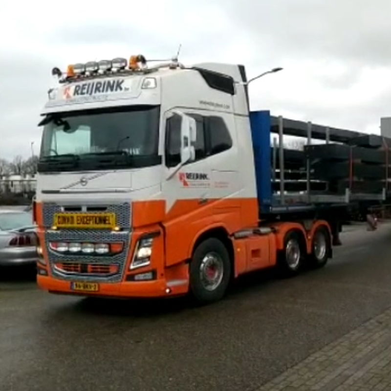Transport richting de maasvlakte