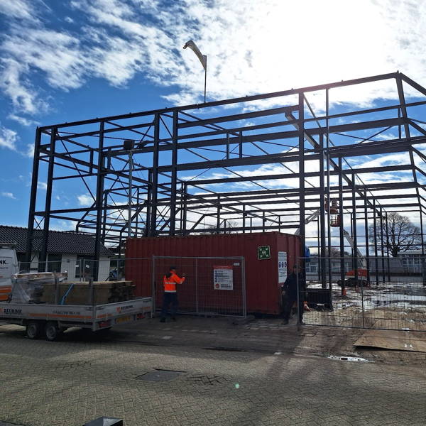 Staalconstructie in opdracht van Roozen van Hoppe