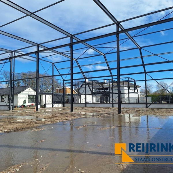 Staalconstructie in opdracht van Roozen van Hoppe