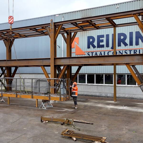 De terminal is opgebouwd (en goedgekeurd !! )