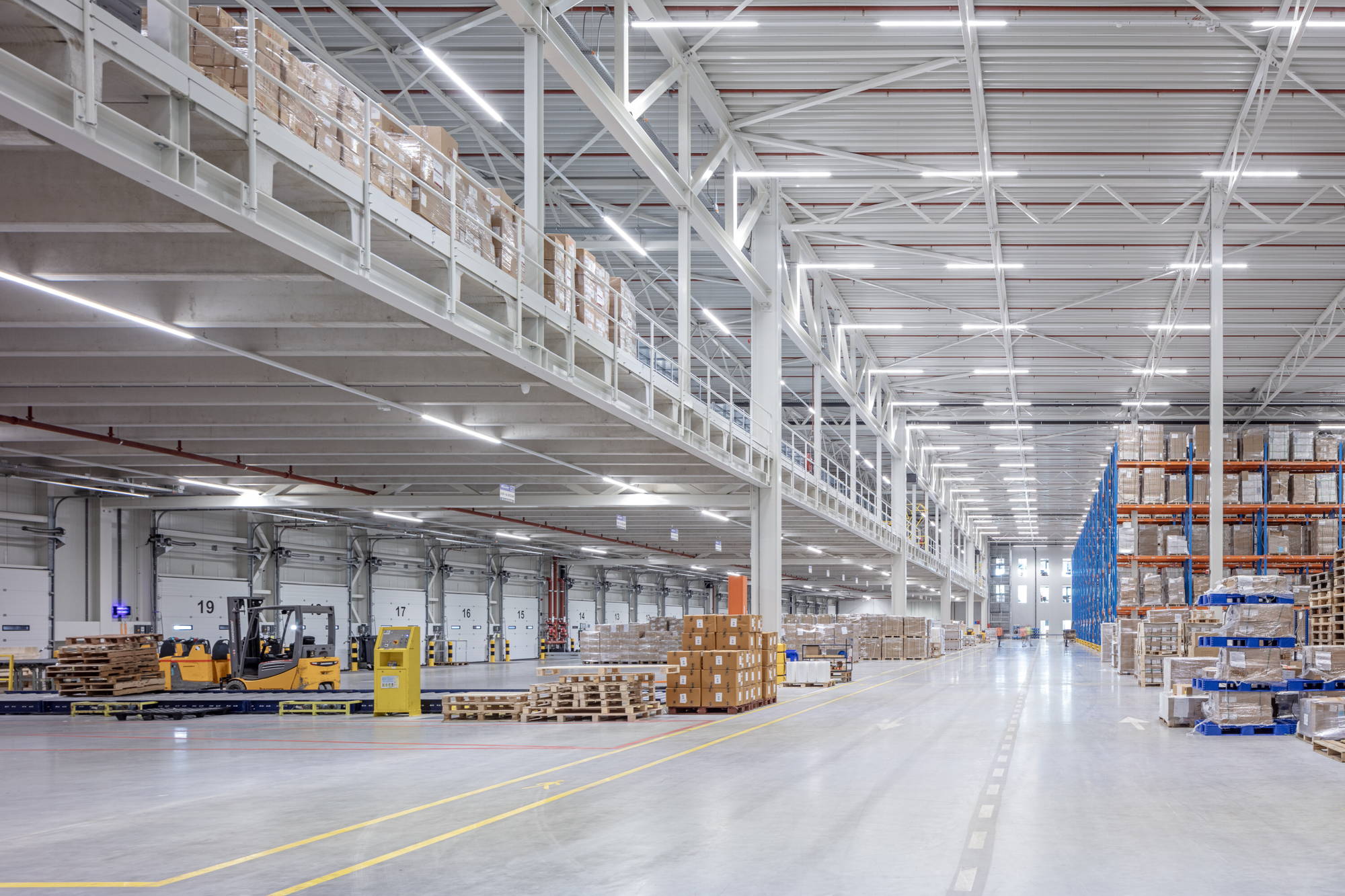Distributiecentrum op Schiphol Trade Park