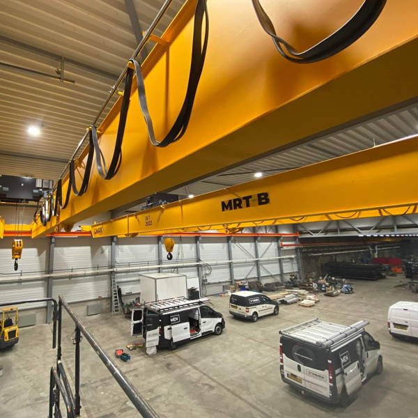 De bovenloopkranen in Someren zijn gemonteerd